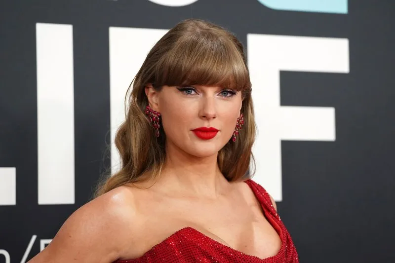LegalZoom Helps Taylor Swift Protect Her Brand from AI and Deepfake Risks